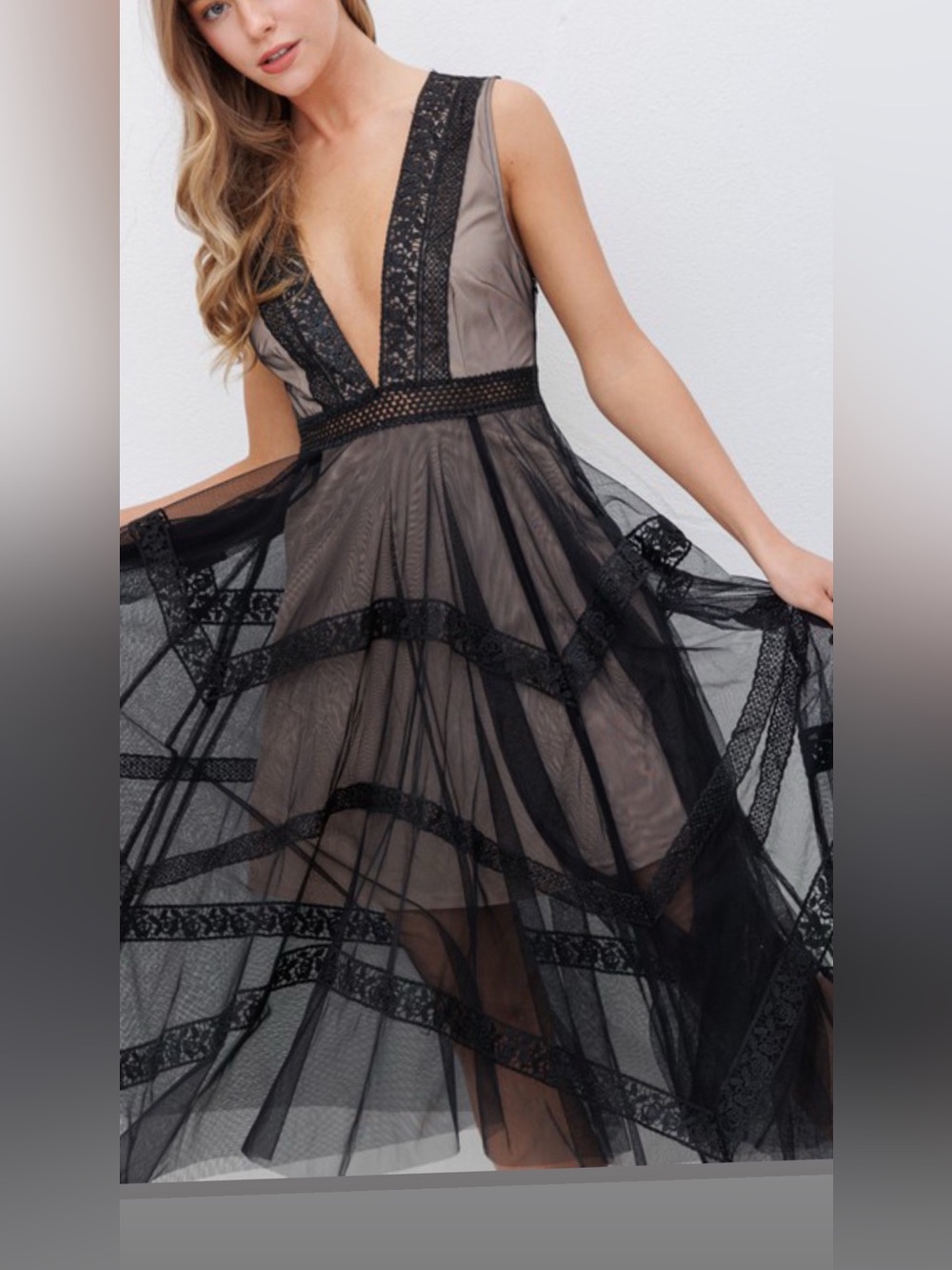 NWT Black lace dress - long tall‎ maxi - 💃🏽one size XS/S left in my closet -